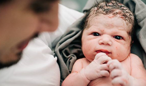 女人是怎么生孩子的？看过这些图的男人都哭了……