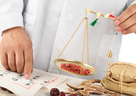 中医治疗癌症有7禁忌 常吃番茄洋葱助预防_拓诊卫生资讯