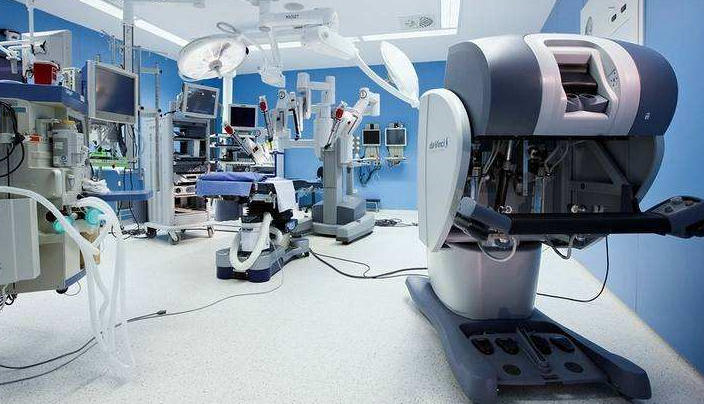 国内首例机器人荧光显像辅助前列腺癌根治术成功