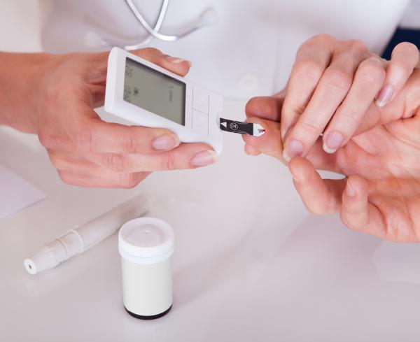 自欺欺人还是心理安慰？家用血糖仪被证实对2型糖尿病非胰岛素治疗病情控制毫无作用