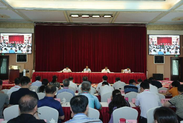 全国卫生计生系统对口援疆工作会议在乌鲁木齐召开