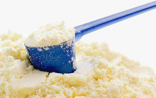 多家洋奶粉上质检总局黑榜 雀巢10吨奶粉被禁止入境